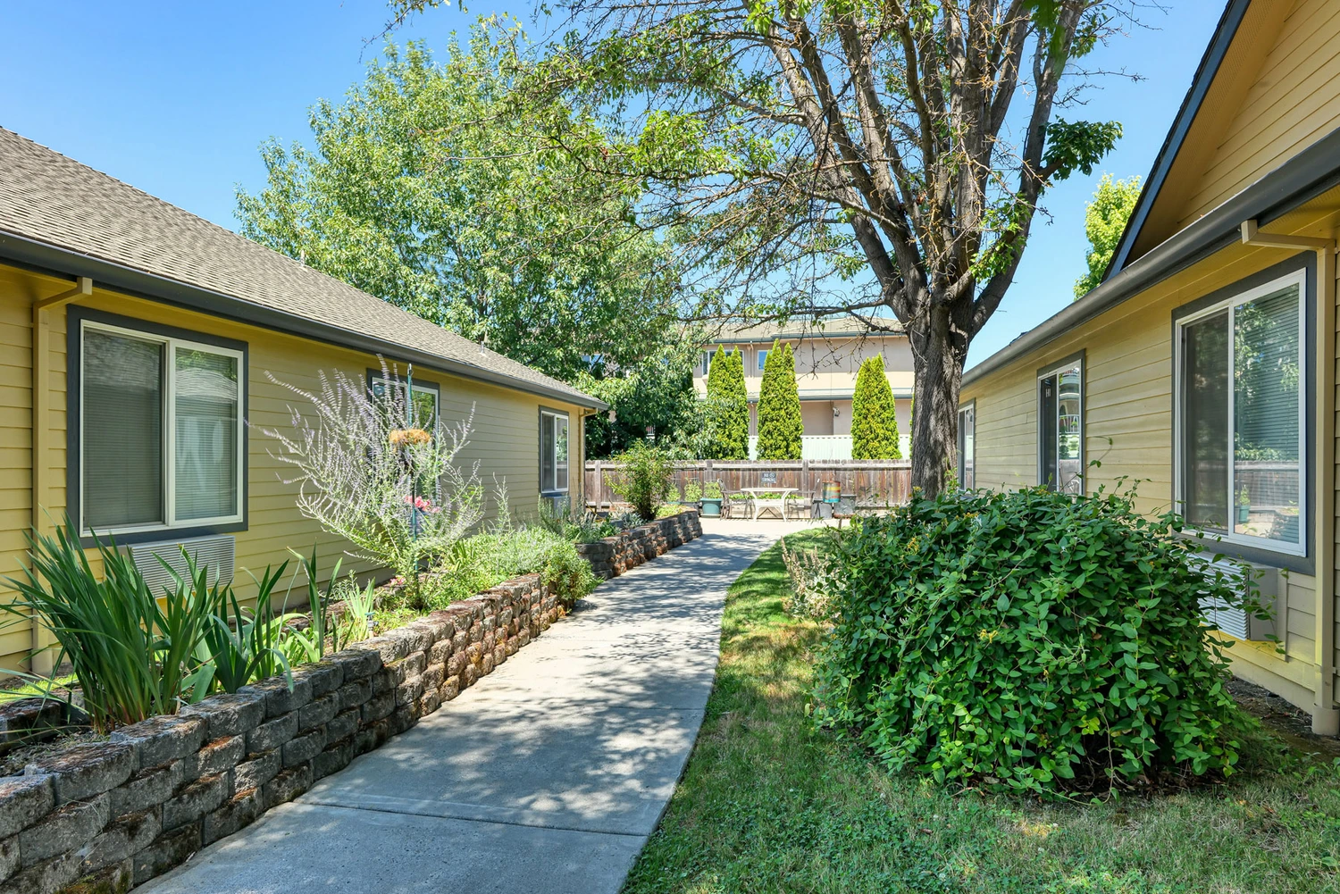 Exterior Gallery 7