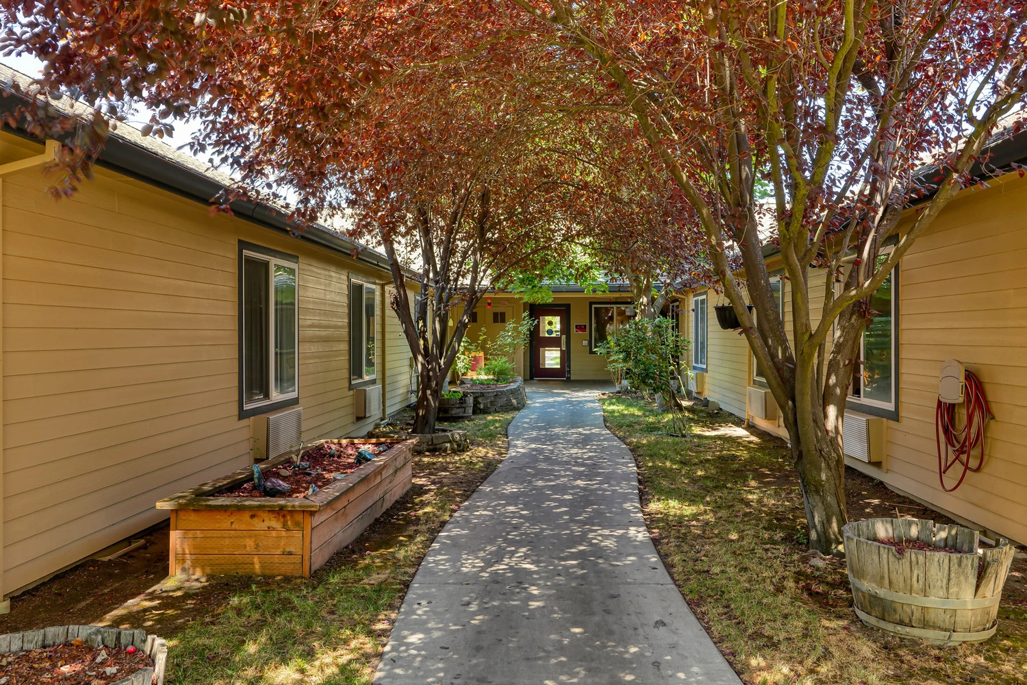 Exterior Gallery 13